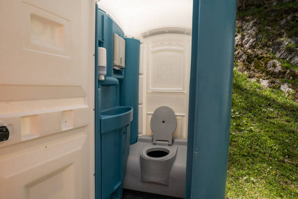 Types of Portable Toilets We Offer in Charlottesville, VA